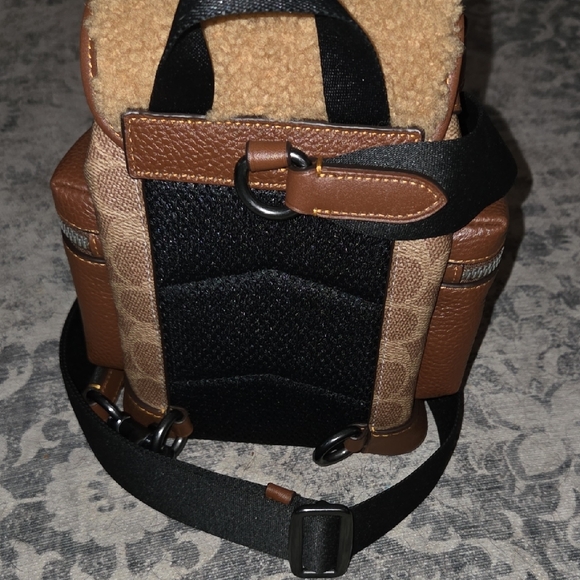 Coach Brown and Tan Shearling Crossbody Bag - Picture 9 of 16